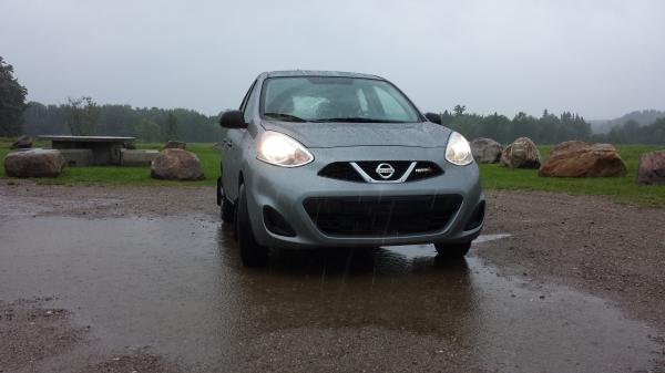 2015 Nissan Micra S: general